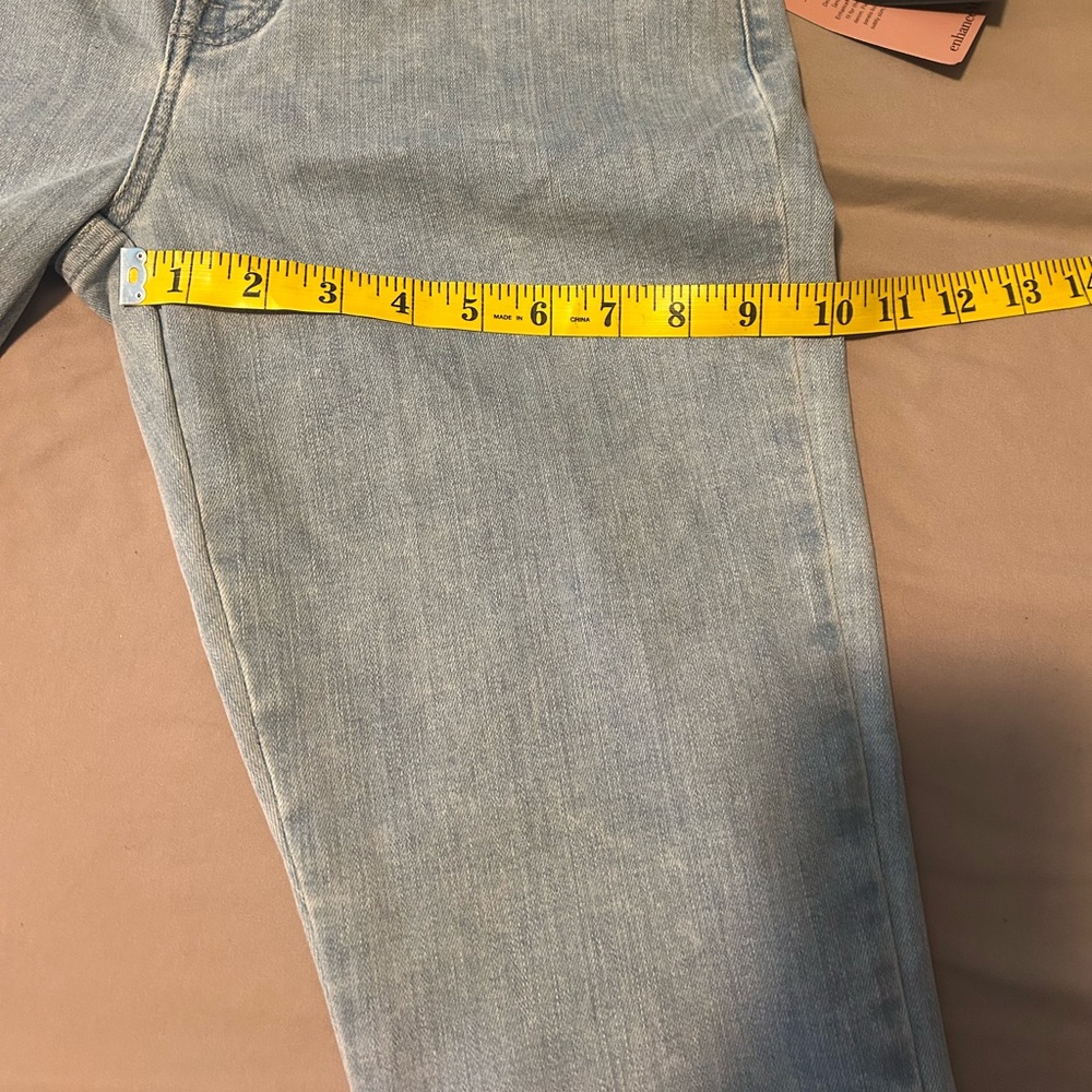 NWT 7 For All Mankind Jen7 Light Wash Cropped Skinny Frayed Jeans Size 6 - Picture 13 of 15